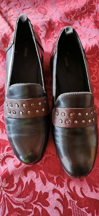 Sapatos de senhora Geox novos sem uso