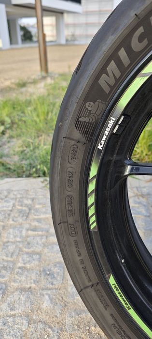 Kawasaki Z650 ABS Muitos Extras!