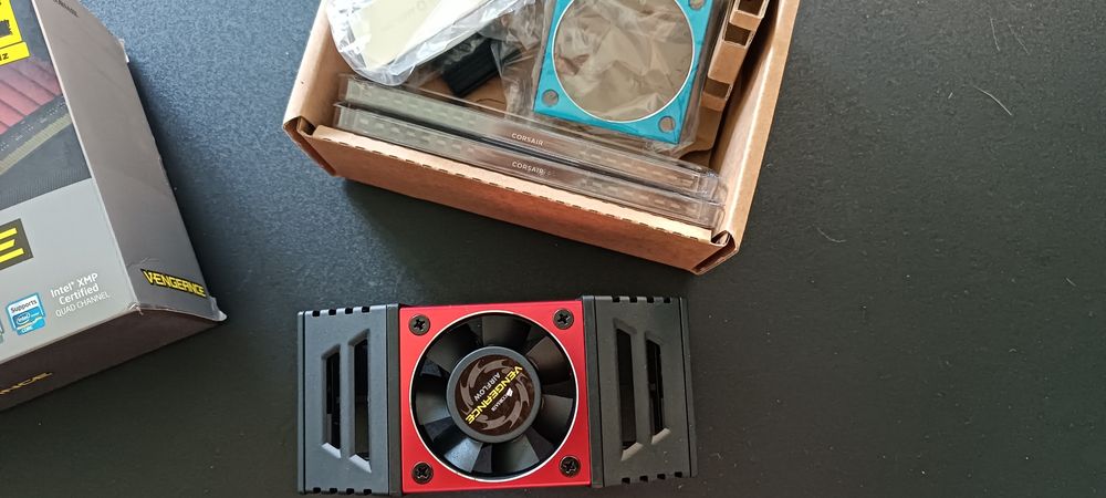 Kit completo Memória RAM Corsair Vengeance LPX 2x8GB DDR4 3466MHz