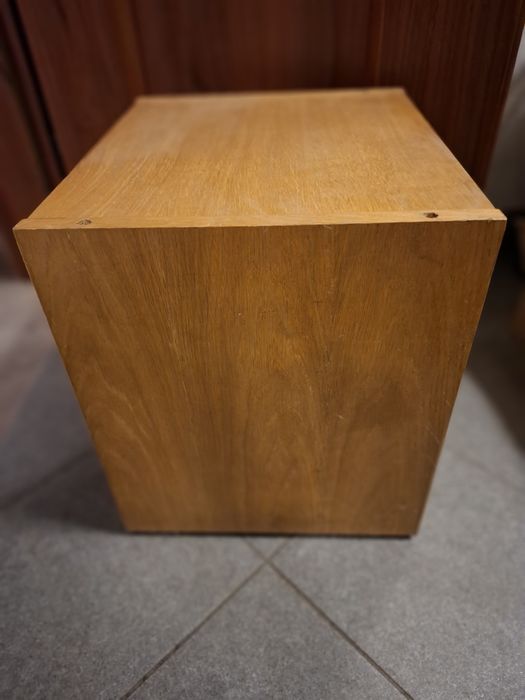 Szafka z szufladkami