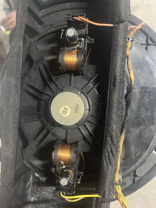 Продам бас динамік