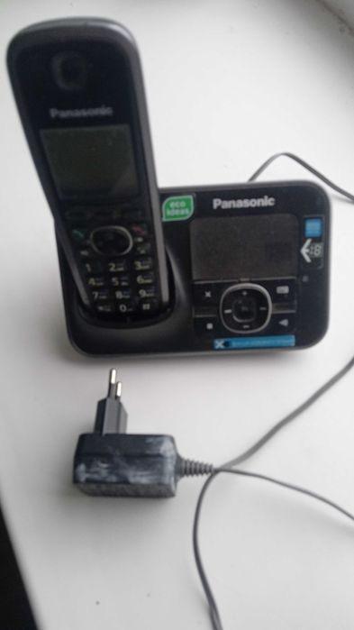 Телефон Panasonic  KX-TG6621UA