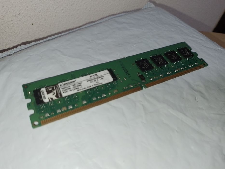 Memória RAM 2GB - 667 Mhz - DDR2 -  Kingston