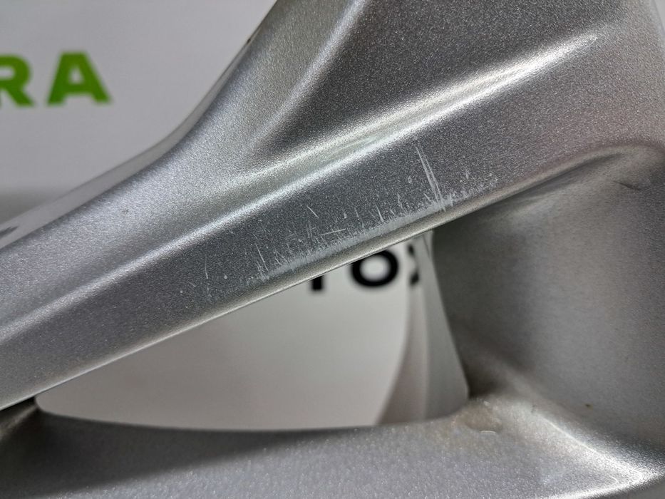 Диск колесный литой R17 R17 ESCAPE MK3 13-19 литой GJ5Z1007D