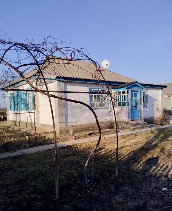Продається будинок 80 м² + 15 соток землі, с. Лучки