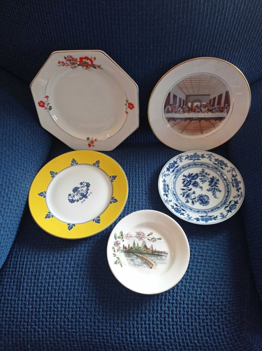 Vista Alegre Set of 5 Plates