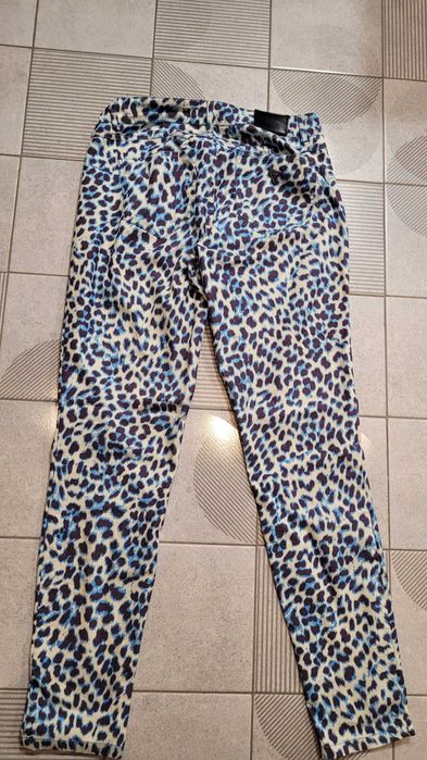 Spodnie Guess w centki rozm.27
