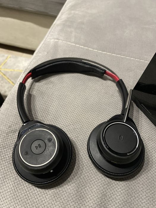 Plantronics Voyager Focus UC