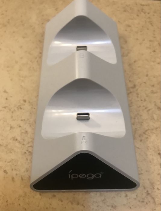 Зарядна станція для геймпадів PS5 iPega