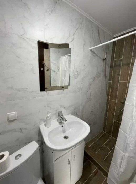 Здається котедж 4 спальні, Відпочинок в горах Карпат, бассейн та сауна