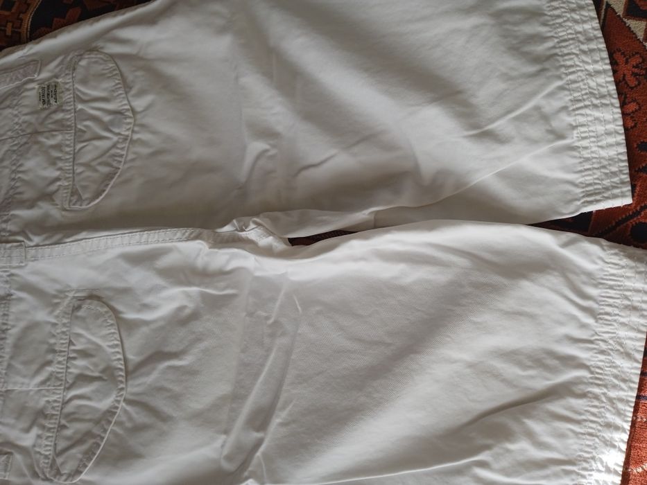 Продам б/у чоловічі шорти.