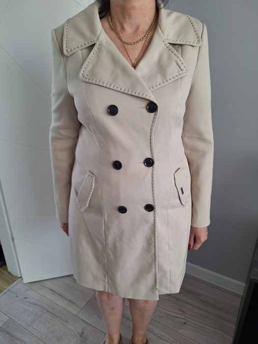 Płaszcz trencz taliowany damski kobiecy beżowy dwurzędowe guziki L