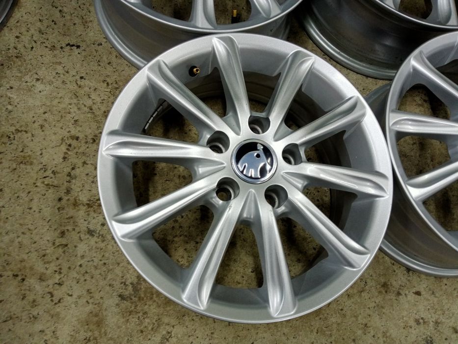 5/112 r15 et38 Volkswagen Passat Skoda Octavia Caddy 3