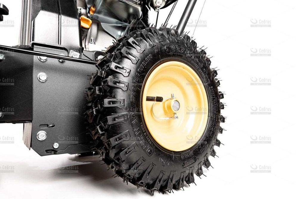 Zamiatarka spalinowa Cedrus ZM04 - Baras