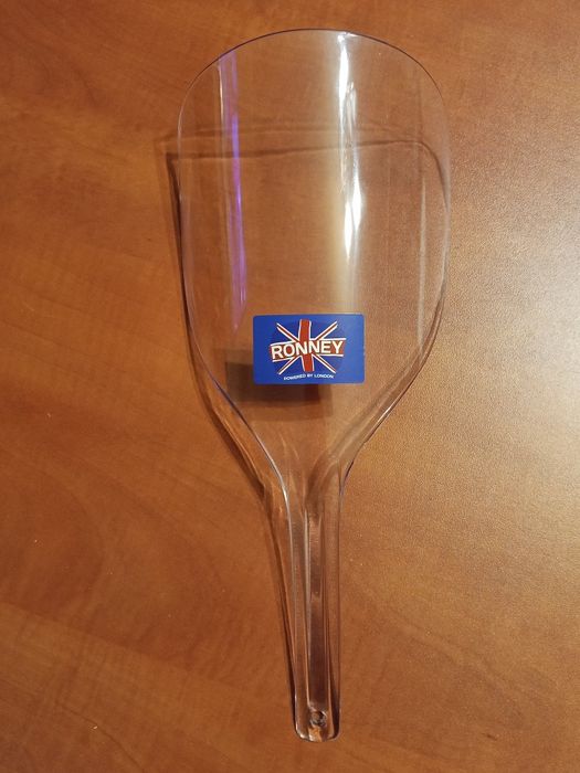 Fryzjerstwo - ochraniacz twarzy