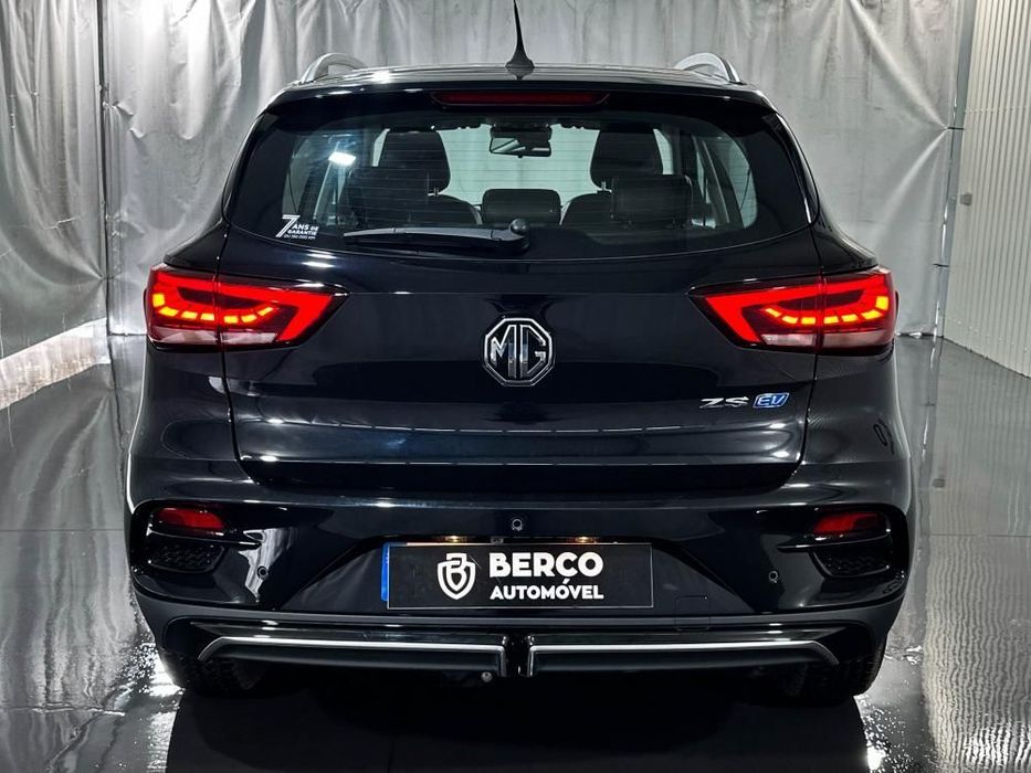 MG ZS EV 72.6 kWh Luxury
