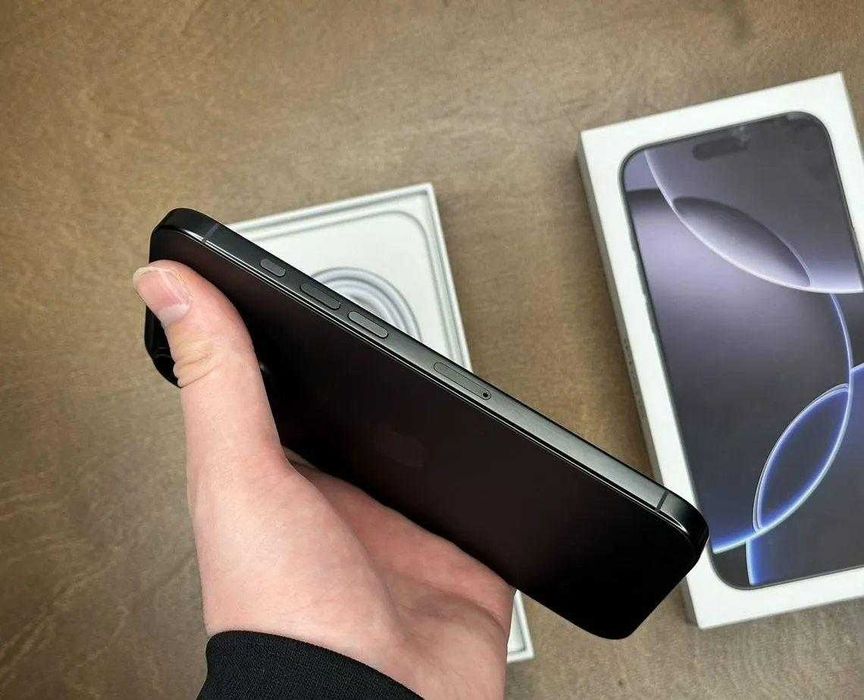 iPhone 16 Pro Max, 256 ГБ