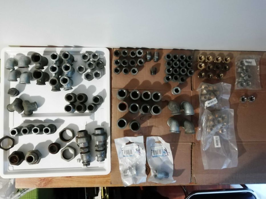 Canalização. Acessórios e tubos