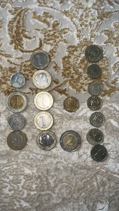 Набір іноземних монет та банкнот для колекції (Європа, Азія, білорусь)