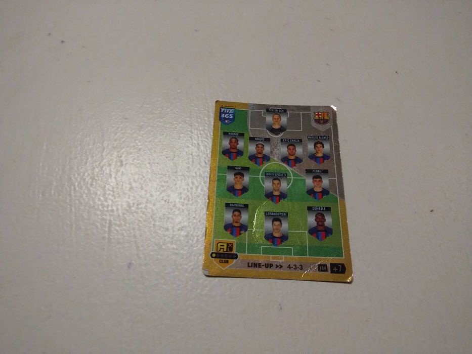 10 kart piłkarskich Barcelony