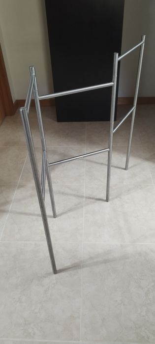 Porta toalhas como novo