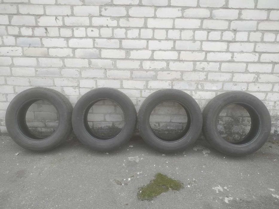 Покрышки Шины Goodyear EfficientGrip 215/60 R16 99H (в наличии 4шт)