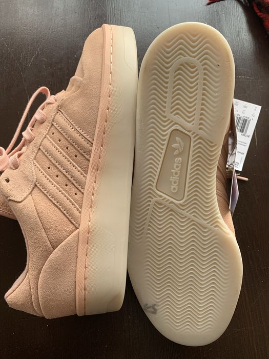 Жіночі кроссівки снікерси Adidas 40 р