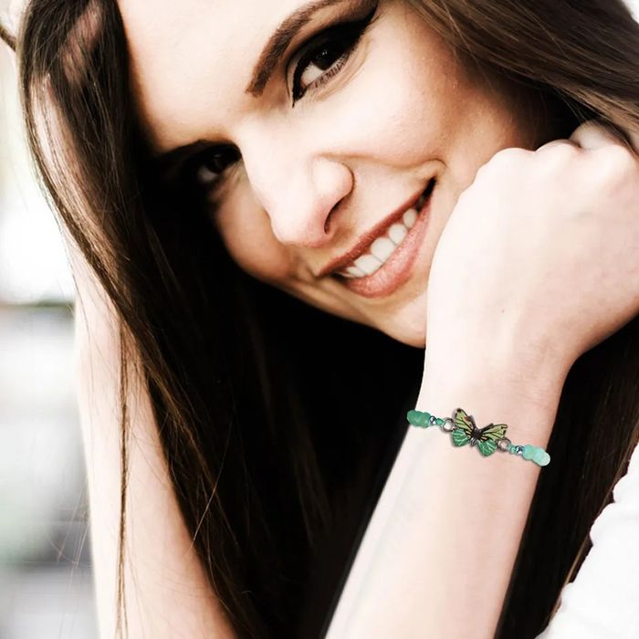 Pulseira/tornozeleira borboletas em tons azul, rosa, verde, amarelo