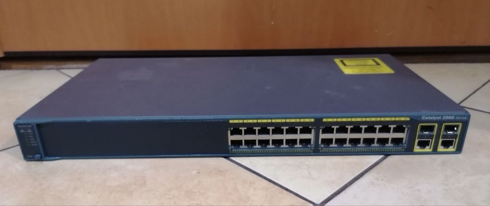 Sprawny CISCO 2960 Switch Model WS-C2960-24TC-L