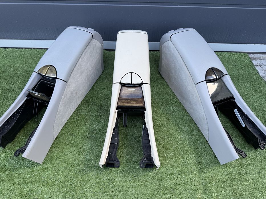 Підлокітник  Mercedes W211