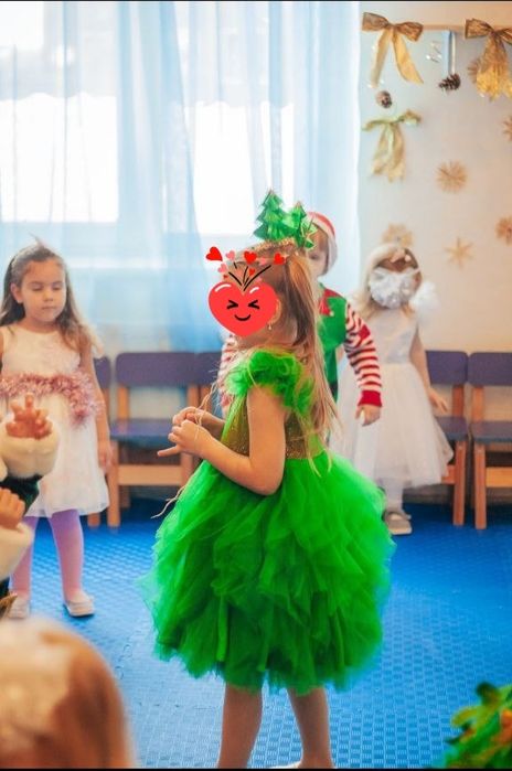 Неймовірно гарна сукня Ялинки, ручна робота, в одному примірнику