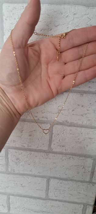 Piękny pozłacany naszyjnik łańcuszek z sercem stal chirurgiczna