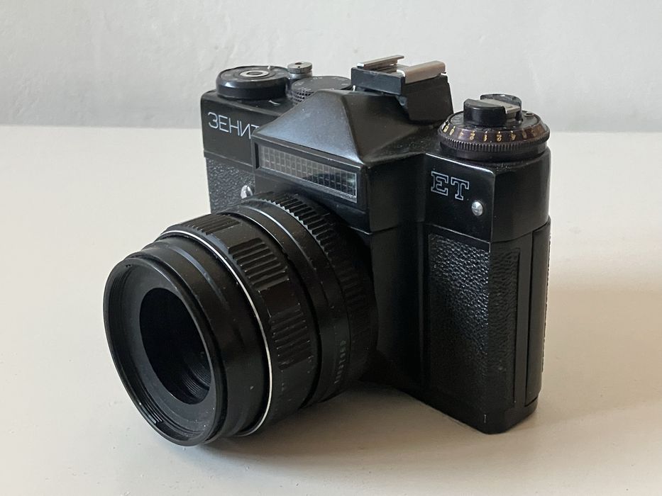 Зенит ЕТ с экспонометрои и Гелиос