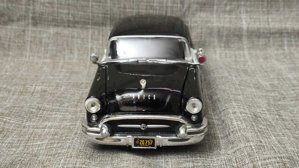 Машинка Buick Century 1955 Patrol 1/24 Maisto