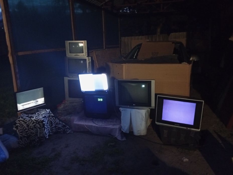 Продам телевизор
