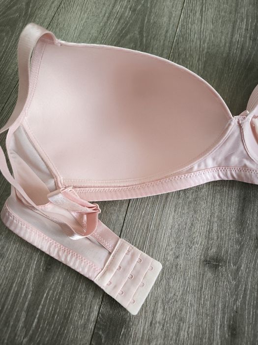 Бюстгальтер розовый 90е
