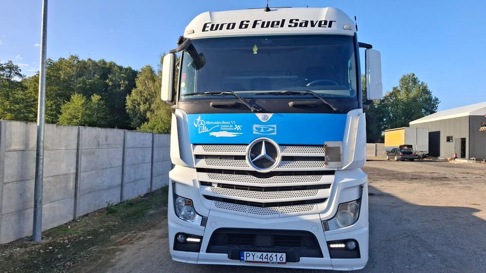 Mercedes-Benz
