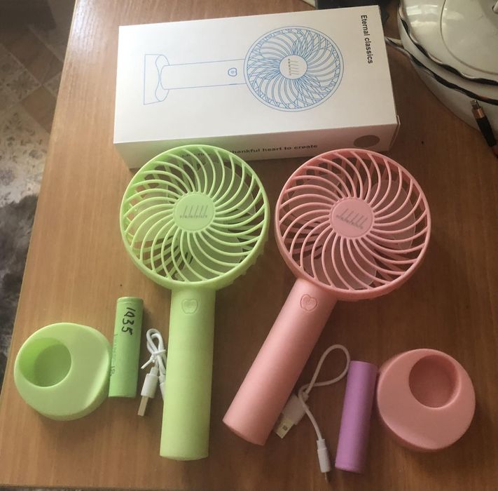Портативный мини вентилятор/С юсб и аккумулятором/