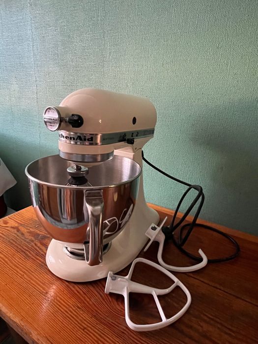 Kitchen Aid 5ksm 300W, uzywany, kremowy.