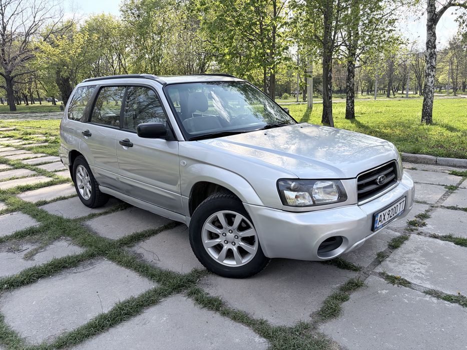Subaru Forester SG5 2.0  атмосферный на газу, коробка автомат