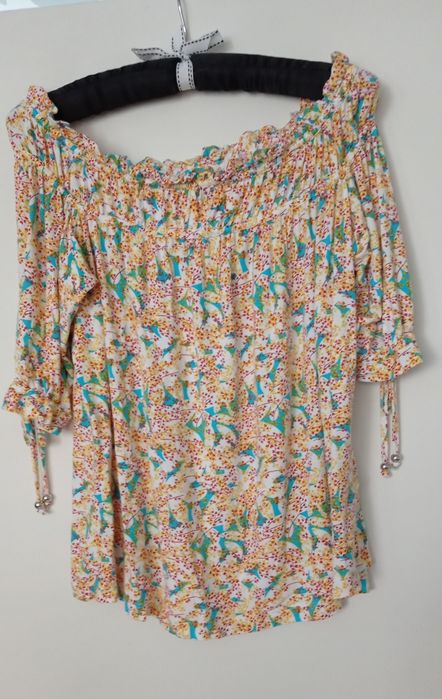 Bluzka hiszpański dekolt