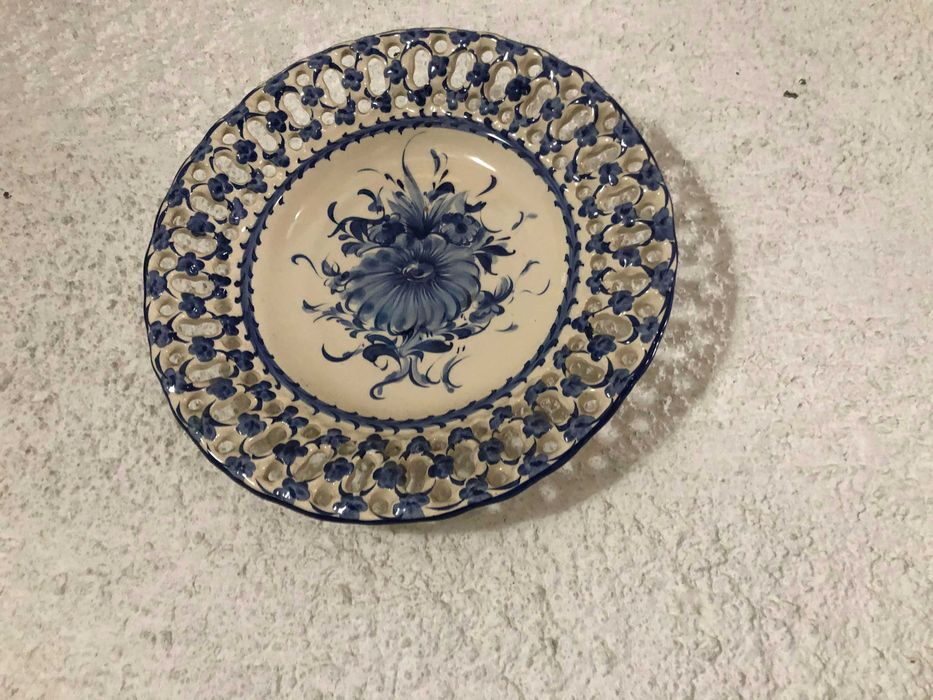 Conjunto de pratos decorativos