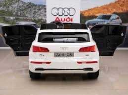 Auto samochód na akumulator AUDI Q5 dwuosobowe wyświetlacz LCD pojazd