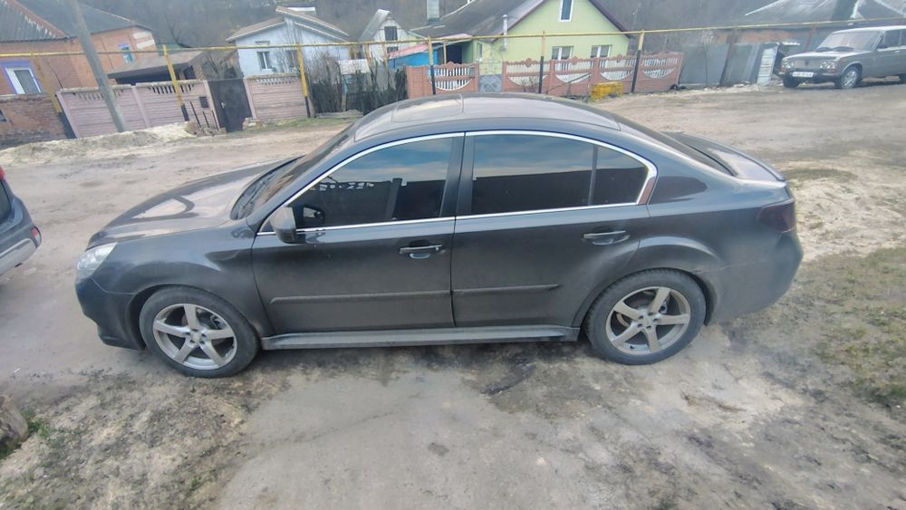 Продам    Субару