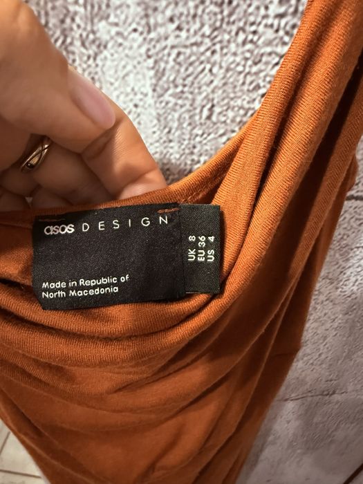 Літня сукня міді