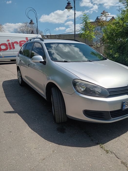 Volkswagen Golf 6 (1.6 дизель )