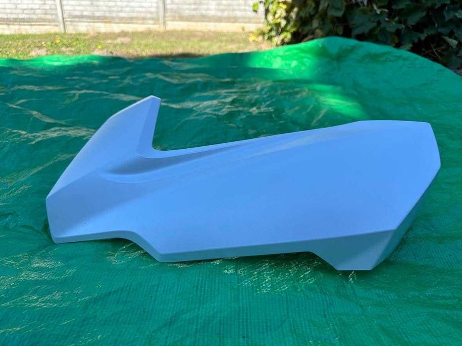 Honda Forza 125 2023- Osłona Czasza Bok Prawy OEM