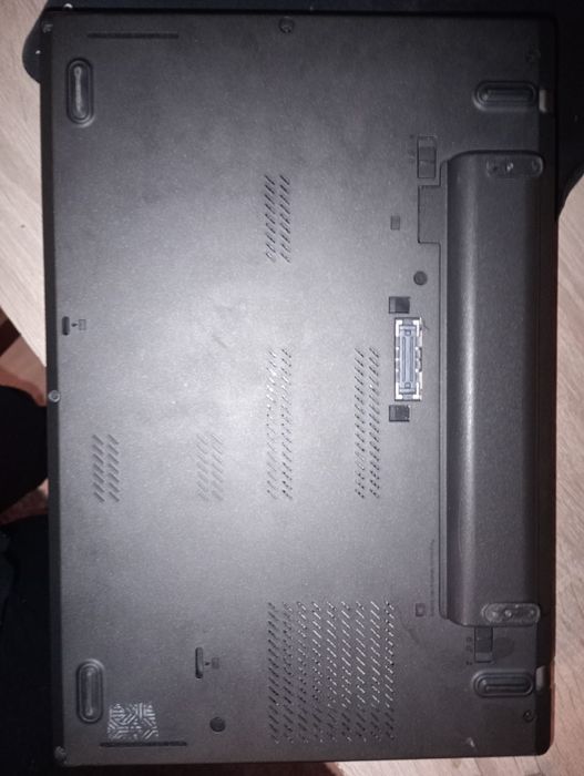 Ноутбук lenovo thinkpad t470p 16gb озу, процесор i5-7300hq,240 gb торг