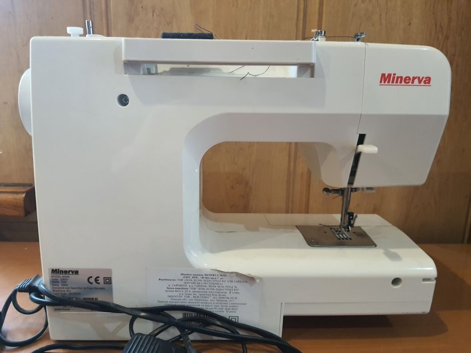Машинка швейная электрическая Minerva M 320
