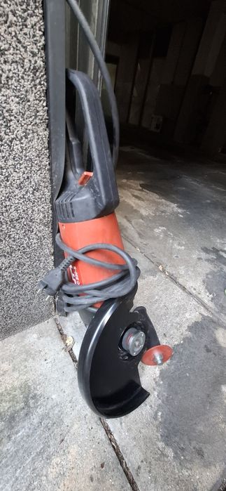 Rebarbadeira HILTI 230